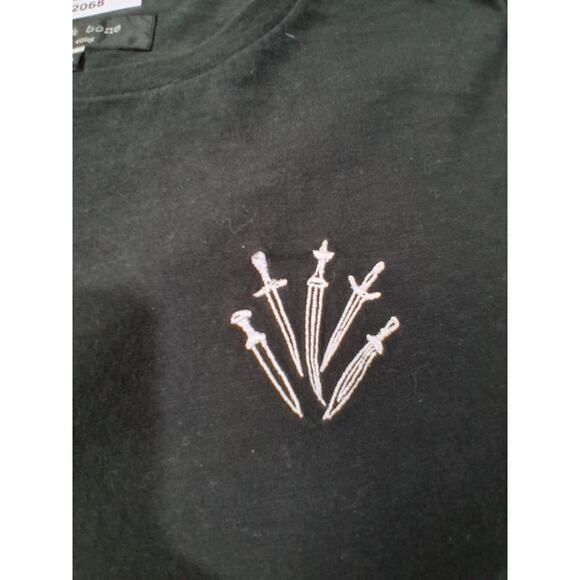 Rag & Bone Mens size L Dagger Embroidered Gothcore Grungecore Casual Preppy Tee - Picture 12 of 12